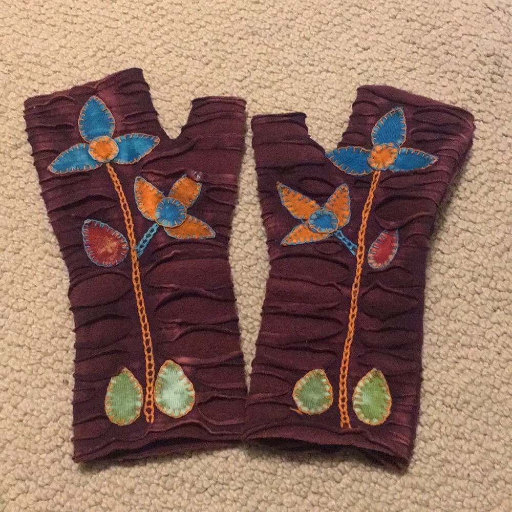 Floral Fingerless Mittens